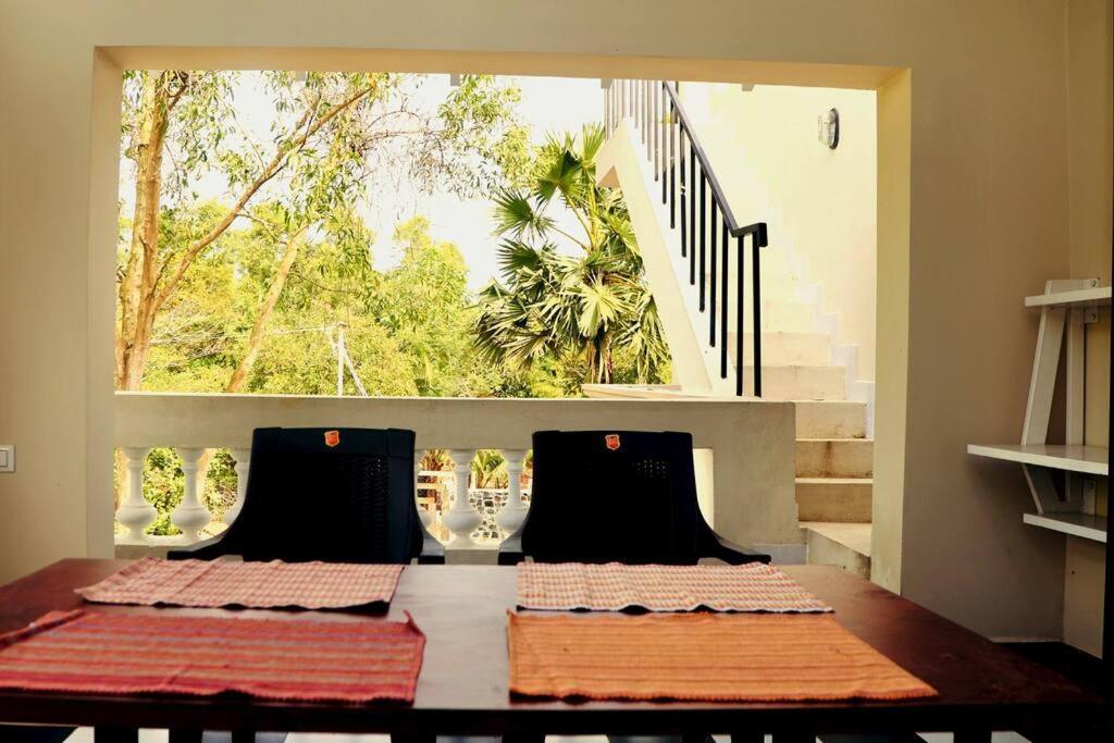 Luxury Villa Siena With Private Pool! 퐁디셰리 외부 사진